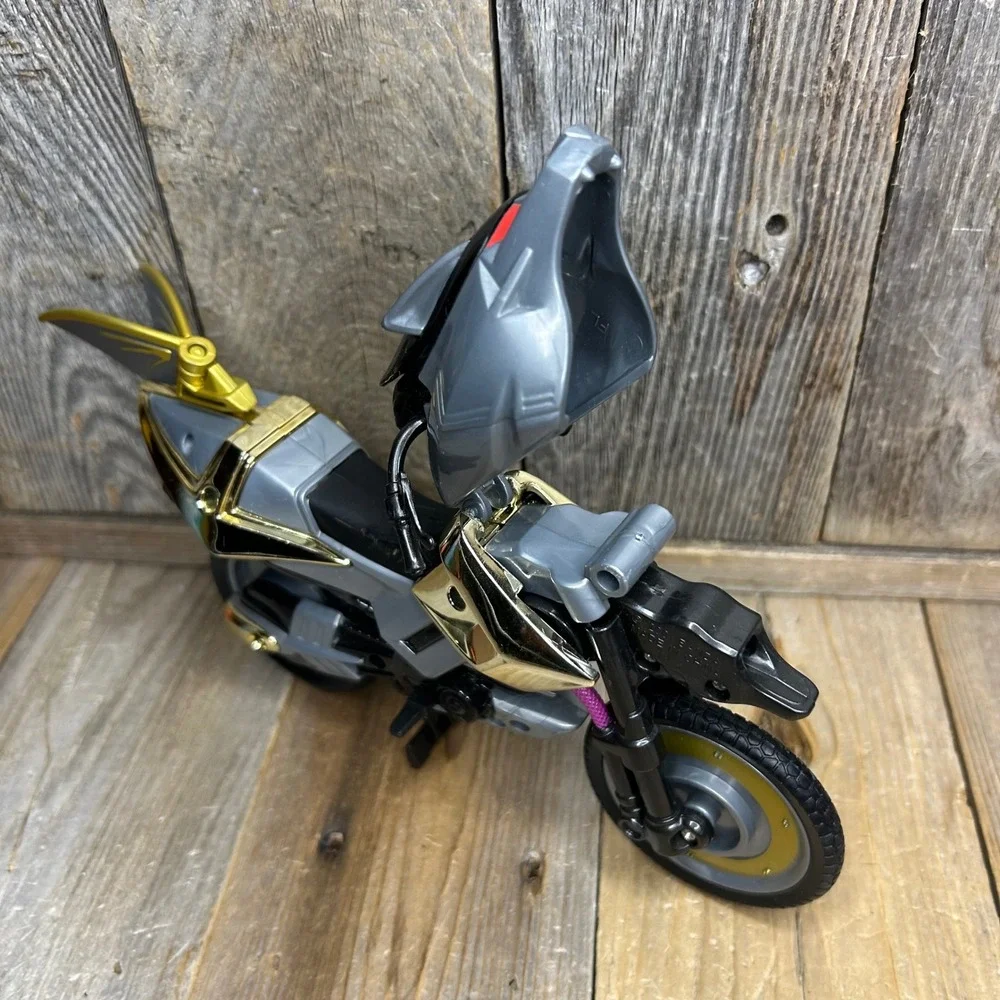 2001 Bandai Power Rangers Lunar Wolf Savage Cycle Motorcycle